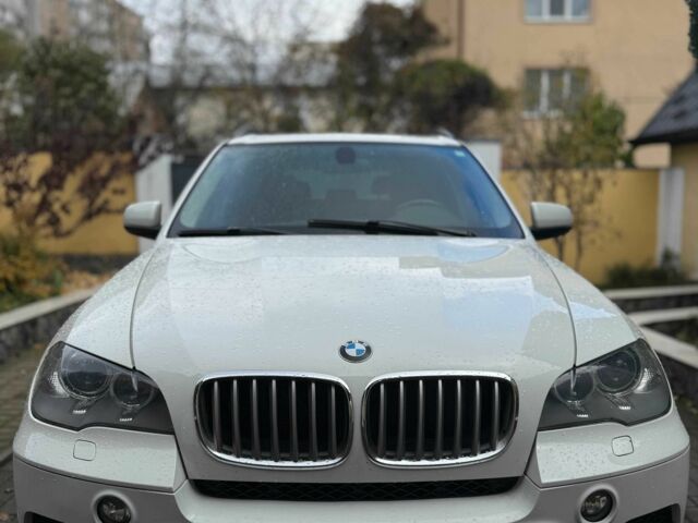 Білий БМВ Х5, об'ємом двигуна 3 л та пробігом 213 тис. км за 17200 $, фото 1 на Automoto.ua
