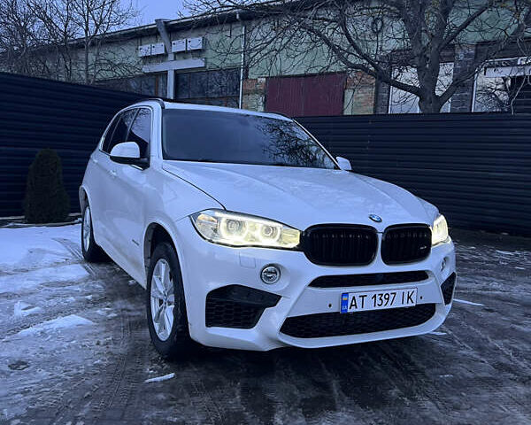 Белый БМВ Х5, объемом двигателя 3 л и пробегом 161 тыс. км за 19500 $, фото 1 на Automoto.ua