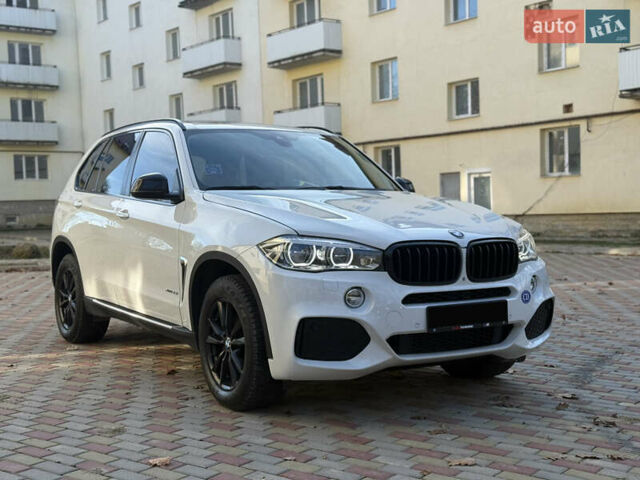 Белый БМВ Х5, объемом двигателя 2.98 л и пробегом 218 тыс. км за 21700 $, фото 1 на Automoto.ua