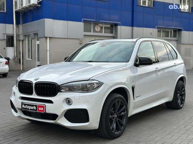 Белый БМВ Х5, объемом двигателя 3 л и пробегом 180 тыс. км за 34990 $, фото 1 на Automoto.ua