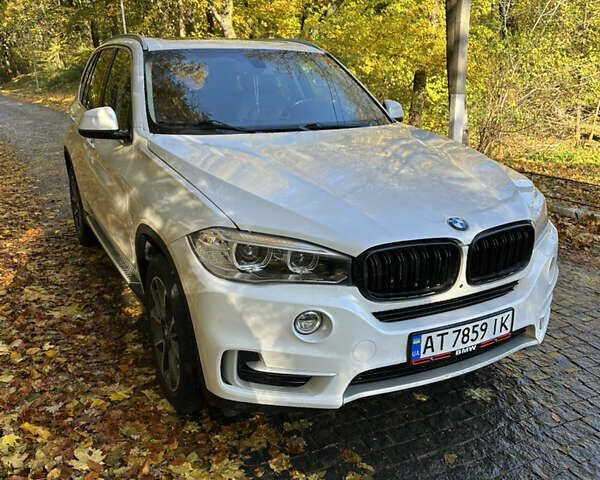 Белый БМВ Х5, объемом двигателя 3 л и пробегом 269 тыс. км за 21500 $, фото 1 на Automoto.ua
