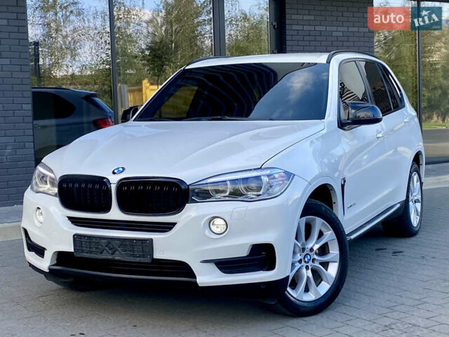Белый БМВ Х5, объемом двигателя 3 л и пробегом 181 тыс. км за 24900 $, фото 1 на Automoto.ua