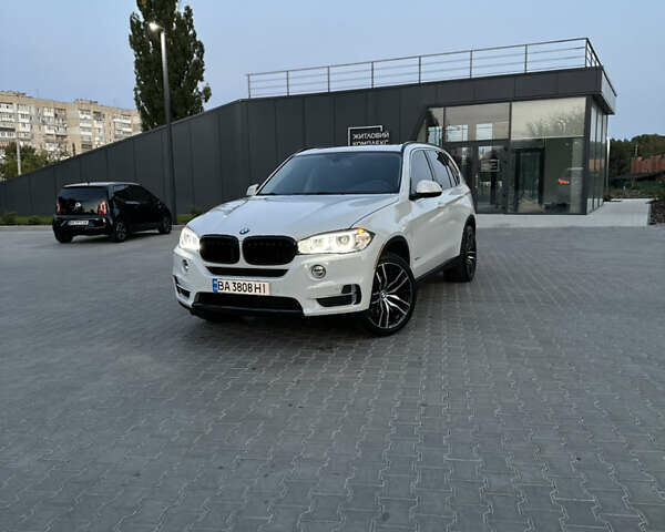 Білий БМВ Х5, об'ємом двигуна 3 л та пробігом 140 тис. км за 21500 $, фото 1 на Automoto.ua
