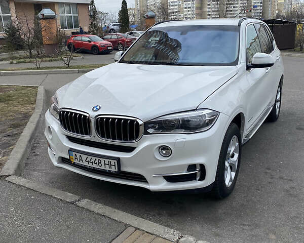 Білий БМВ Х5, об'ємом двигуна 2.99 л та пробігом 188 тис. км за 34800 $, фото 1 на Automoto.ua
