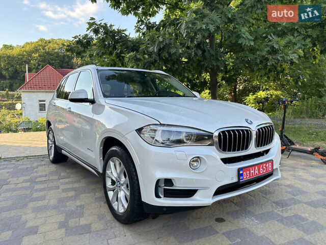 Белый БМВ Х5, объемом двигателя 2.98 л и пробегом 245 тыс. км за 17699 $, фото 1 на Automoto.ua
