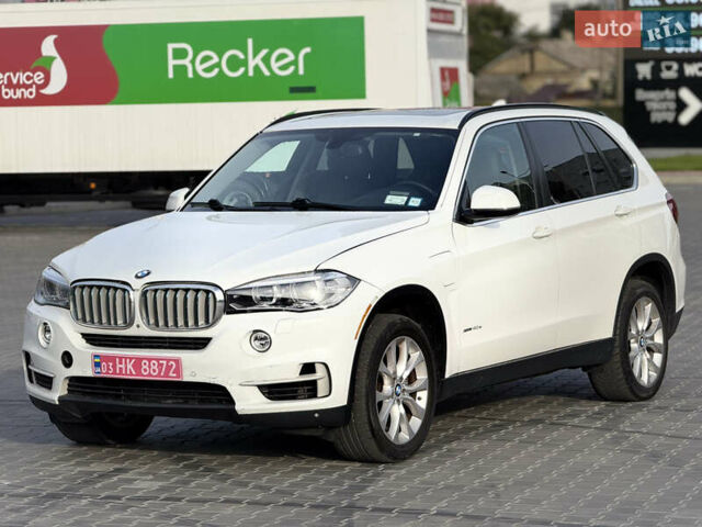 Білий БМВ Х5, об'ємом двигуна 2 л та пробігом 230 тис. км за 18500 $, фото 1 на Automoto.ua