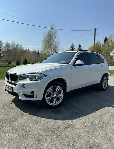Білий БМВ Х5, об'ємом двигуна 2 л та пробігом 253 тис. км за 28950 $, фото 1 на Automoto.ua