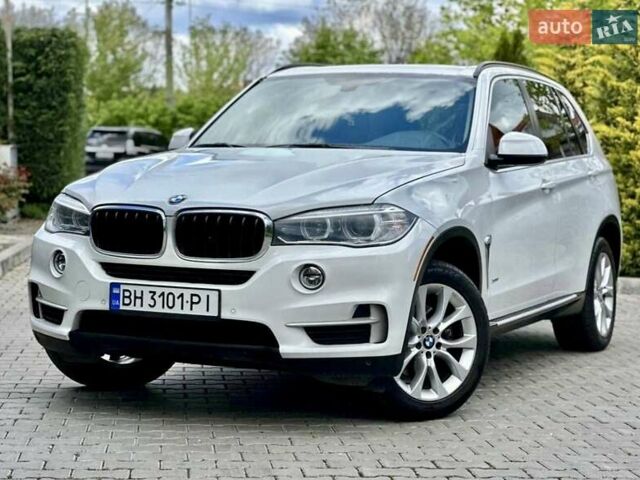 Белый БМВ Х5, объемом двигателя 2.98 л и пробегом 220 тыс. км за 12600 $, фото 1 на Automoto.ua