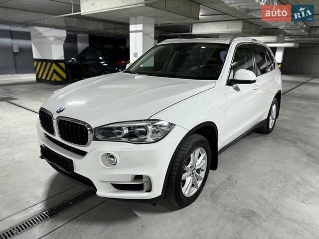 Білий БМВ Х5, об'ємом двигуна 2 л та пробігом 155 тис. км за 24100 $, фото 1 на Automoto.ua