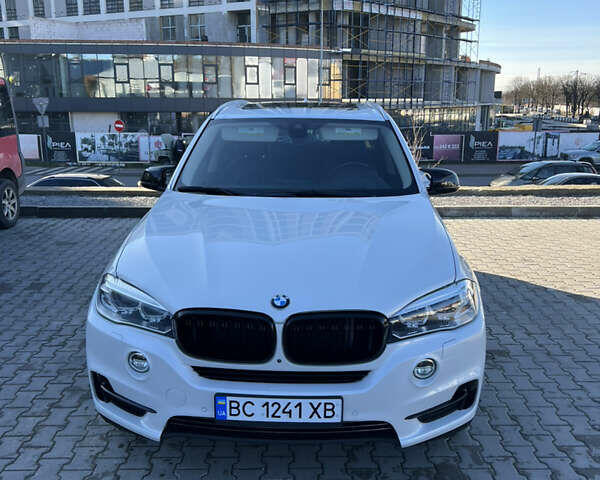 Білий БМВ Х5, об'ємом двигуна 2.98 л та пробігом 203 тис. км за 22900 $, фото 1 на Automoto.ua