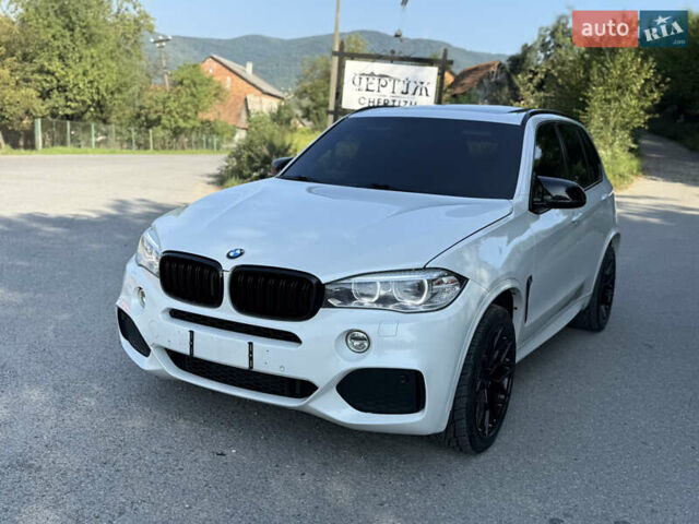 Білий БМВ Х5, об'ємом двигуна 4.39 л та пробігом 204 тис. км за 23500 $, фото 1 на Automoto.ua