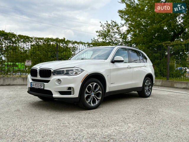 Білий БМВ Х5, об'ємом двигуна 2.98 л та пробігом 232 тис. км за 21500 $, фото 1 на Automoto.ua