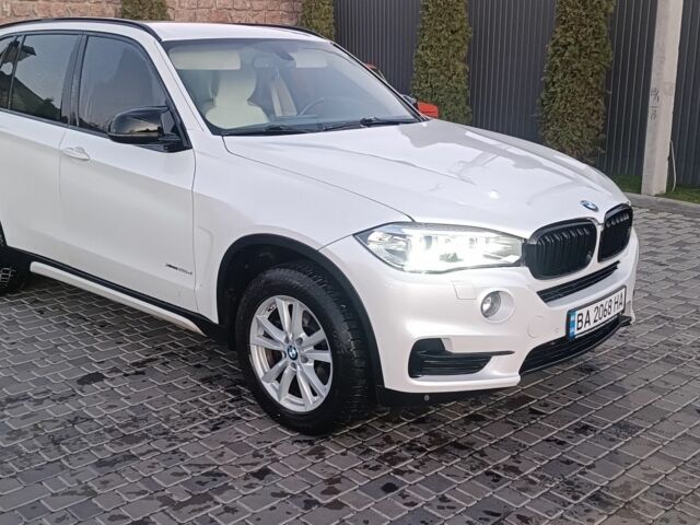 Белый БМВ Х5, объемом двигателя 2 л и пробегом 185 тыс. км за 24500 $, фото 1 на Automoto.ua