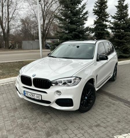 Белый БМВ Х5, объемом двигателя 2.98 л и пробегом 102 тыс. км за 26000 $, фото 1 на Automoto.ua
