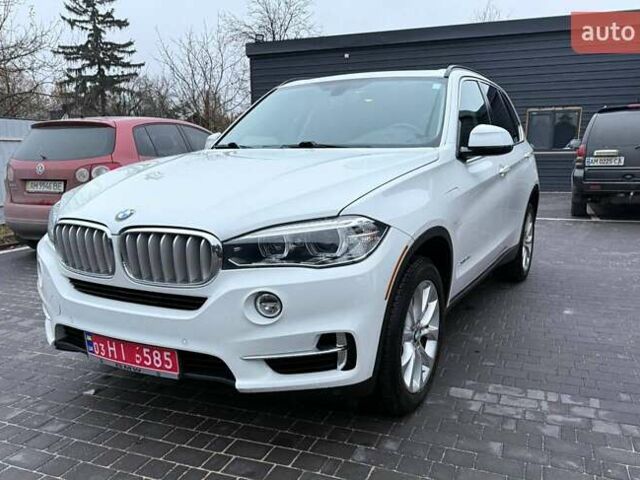 Белый БМВ Х5, объемом двигателя 2 л и пробегом 166 тыс. км за 28300 $, фото 1 на Automoto.ua