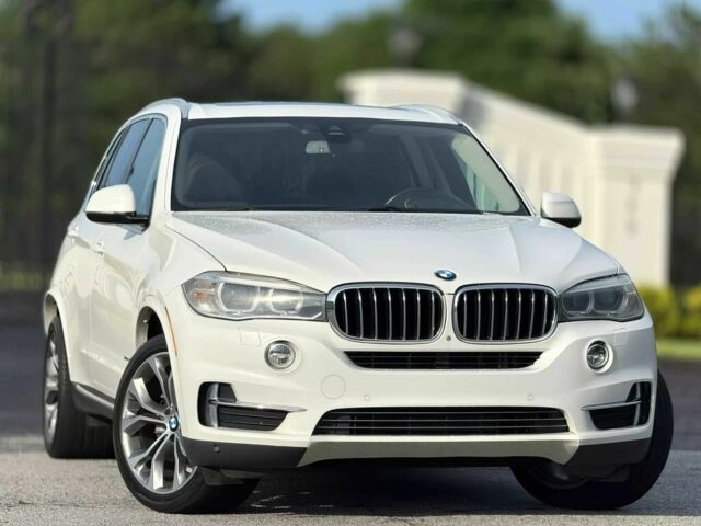 Белый БМВ Х5, объемом двигателя 3 л и пробегом 73 тыс. км за 6800 $, фото 1 на Automoto.ua