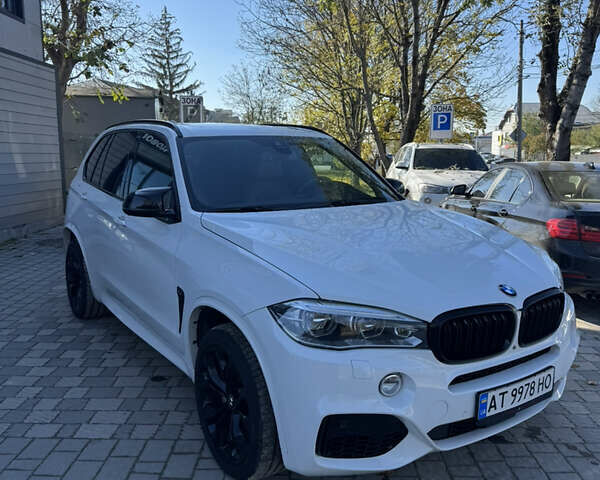 Белый БМВ Х5, объемом двигателя 4.4 л и пробегом 170 тыс. км за 26000 $, фото 1 на Automoto.ua