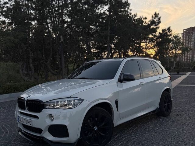 Белый БМВ Х5, объемом двигателя 2.98 л и пробегом 180 тыс. км за 24500 $, фото 1 на Automoto.ua