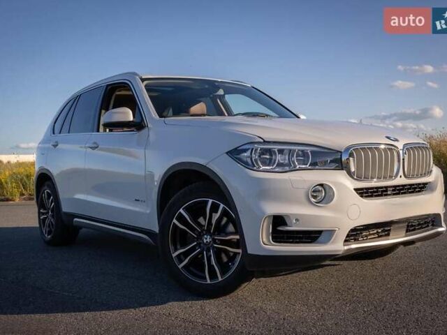 Белый БМВ Х5, объемом двигателя 2.98 л и пробегом 120 тыс. км за 30500 $, фото 1 на Automoto.ua