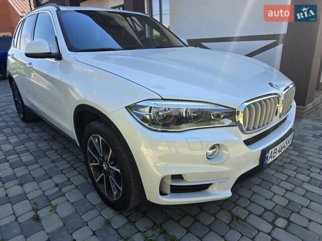 Белый БМВ Х5, объемом двигателя 2.99 л и пробегом 278 тыс. км за 27867 $, фото 1 на Automoto.ua
