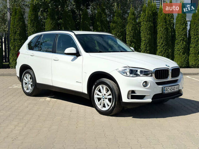 Білий БМВ Х5, об'ємом двигуна 2.98 л та пробігом 210 тис. км за 32000 $, фото 1 на Automoto.ua