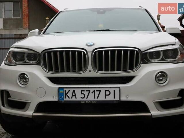 Белый БМВ Х5, объемом двигателя 2 л и пробегом 217 тыс. км за 27500 $, фото 1 на Automoto.ua