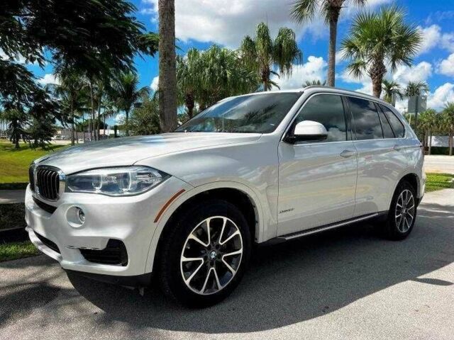 Белый БМВ Х5, объемом двигателя 3 л и пробегом 46 тыс. км за 9000 $, фото 1 на Automoto.ua