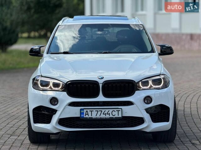 Белый БМВ Х5, объемом двигателя 2.98 л и пробегом 130 тыс. км за 25500 $, фото 1 на Automoto.ua