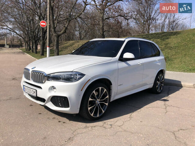 Білий БМВ Х5, об'ємом двигуна 4.4 л та пробігом 40 тис. км за 39999 $, фото 1 на Automoto.ua