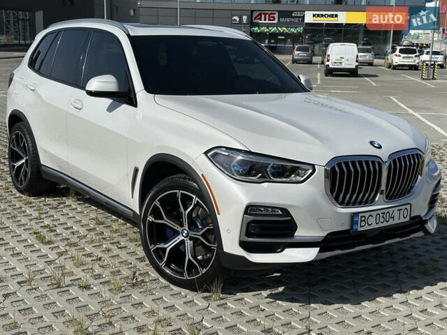 Белый БМВ Х5, объемом двигателя 3 л и пробегом 170 тыс. км за 48900 $, фото 1 на Automoto.ua