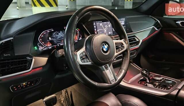 Белый БМВ Х5, объемом двигателя 2 л и пробегом 207 тыс. км за 45500 $, фото 1 на Automoto.ua