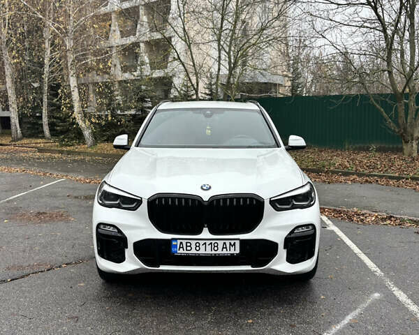 Білий БМВ Х5, об'ємом двигуна 2.99 л та пробігом 139 тис. км за 58000 $, фото 1 на Automoto.ua