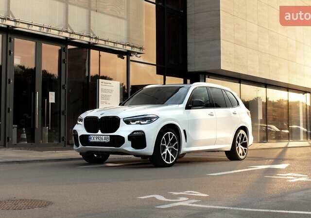 Белый БМВ Х5, объемом двигателя 3 л и пробегом 89 тыс. км за 53700 $, фото 1 на Automoto.ua