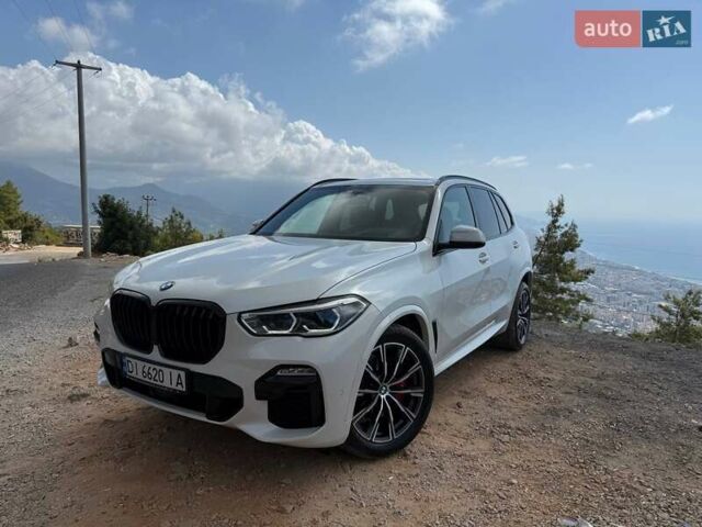 Белый БМВ Х5, объемом двигателя 2.99 л и пробегом 41 тыс. км за 74000 $, фото 1 на Automoto.ua