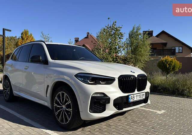 Белый БМВ Х5, объемом двигателя 2.99 л и пробегом 135 тыс. км за 61900 $, фото 1 на Automoto.ua