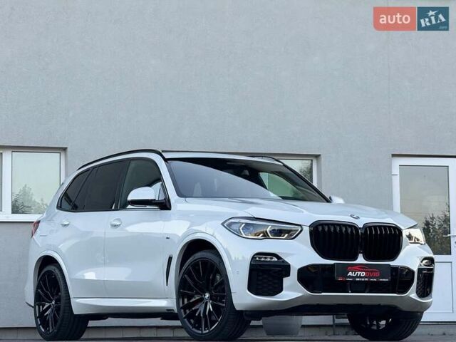 Белый БМВ Х5, объемом двигателя 3 л и пробегом 132 тыс. км за 67999 $, фото 1 на Automoto.ua