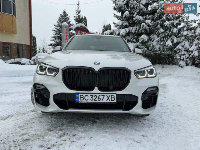 Білий БМВ Х5, об'ємом двигуна 2.99 л та пробігом 118 тис. км за 67500 $, фото 1 на Automoto.ua