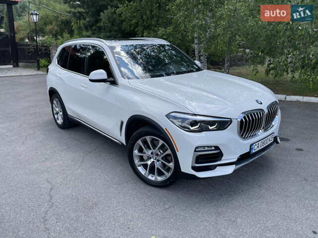 Белый БМВ Х5, объемом двигателя 3 л и пробегом 5 тыс. км за 62900 $, фото 1 на Automoto.ua