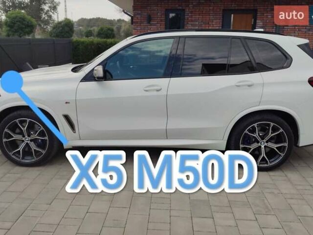 Белый БМВ Х5, объемом двигателя 3 л и пробегом 2 тыс. км за 92700 $, фото 1 на Automoto.ua