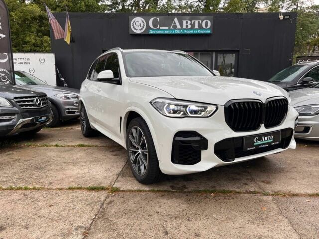 Белый БМВ Х5, объемом двигателя 3 л и пробегом 20 тыс. км за 67000 $, фото 1 на Automoto.ua