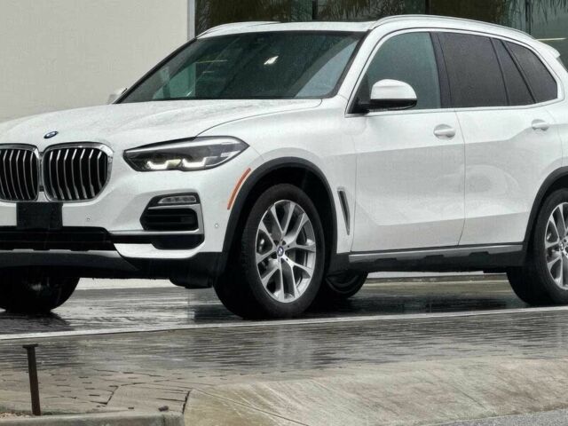Белый БМВ Х5, объемом двигателя 3 л и пробегом 23 тыс. км за 25000 $, фото 1 на Automoto.ua