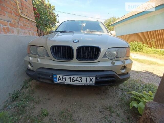 Бежевый БМВ Х5, объемом двигателя 4.4 л и пробегом 87 тыс. км за 7000 $, фото 1 на Automoto.ua