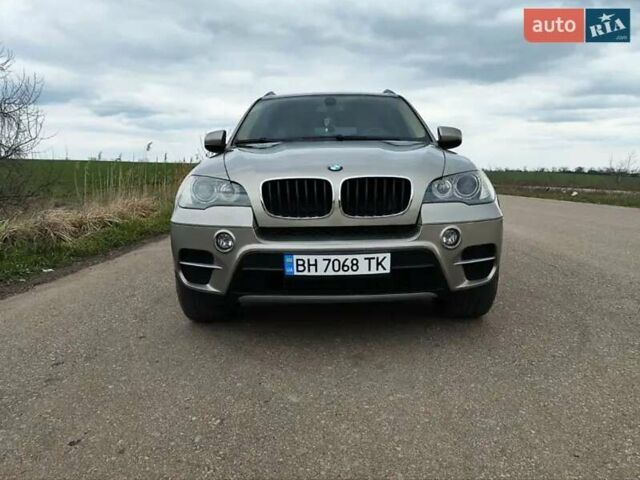 Бежевый БМВ Х5, объемом двигателя 2.98 л и пробегом 171 тыс. км за 12800 $, фото 1 на Automoto.ua