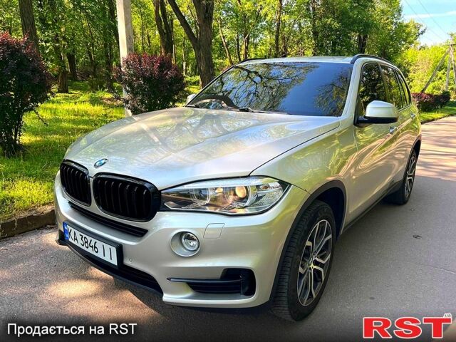 Бежевый БМВ Х5, объемом двигателя 2 л и пробегом 155 тыс. км за 25000 $, фото 1 на Automoto.ua