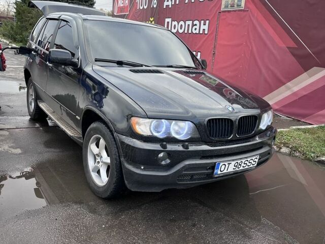Черный БМВ Х5, объемом двигателя 3 л и пробегом 215 тыс. км за 4000 $, фото 1 на Automoto.ua