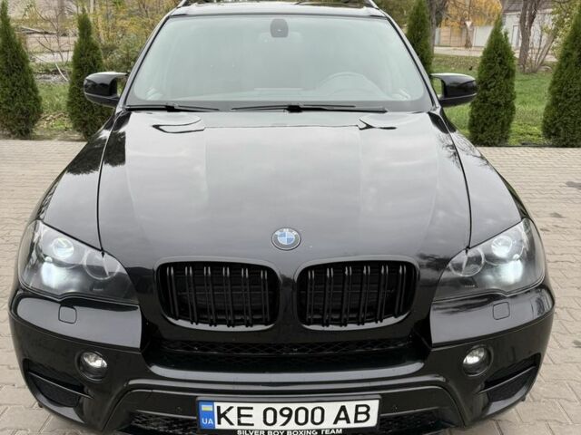 Черный БМВ Х5, объемом двигателя 3 л и пробегом 250 тыс. км за 19500 $, фото 1 на Automoto.ua