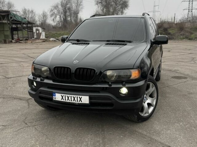 Чорний БМВ Х5, об'ємом двигуна 0 л та пробігом 300 тис. км за 10500 $, фото 1 на Automoto.ua