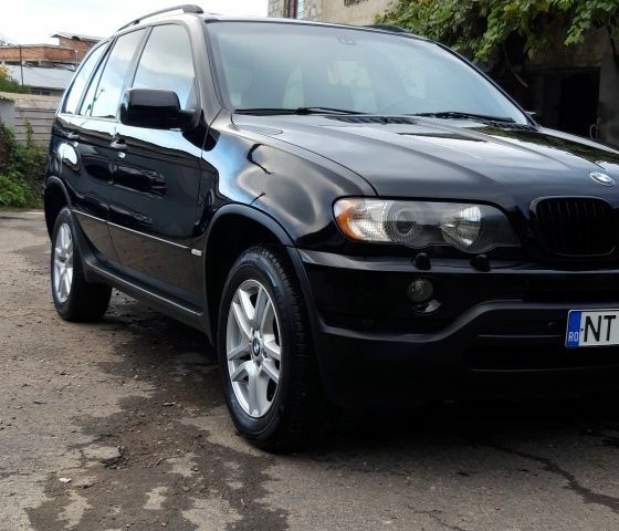 Черный БМВ Х5, объемом двигателя 3 л и пробегом 300 тыс. км за 4800 $, фото 1 на Automoto.ua