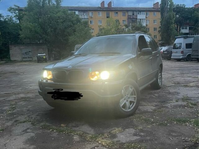 Черный БМВ Х5, объемом двигателя 3 л и пробегом 300 тыс. км за 4100 $, фото 1 на Automoto.ua