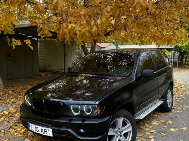 Черный БМВ Х5, объемом двигателя 3 л и пробегом 381 тыс. км за 4850 $, фото 1 на Automoto.ua